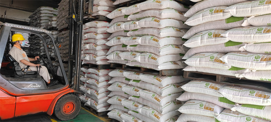 產銷兩旺有“密碼”——正大飼料公司在畜牧漁業飼料銷售中的成功之道